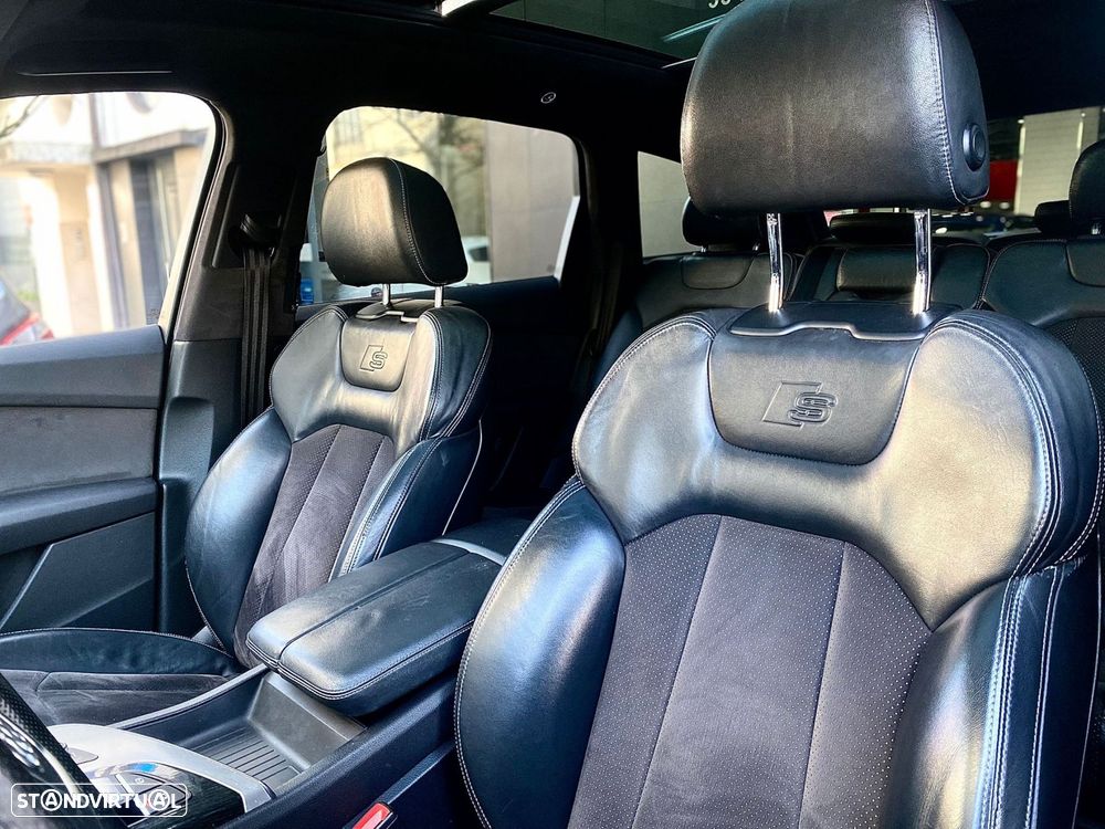 Audi Q7 3.0 TDI quattro S-line Tiptronic 7L - 17