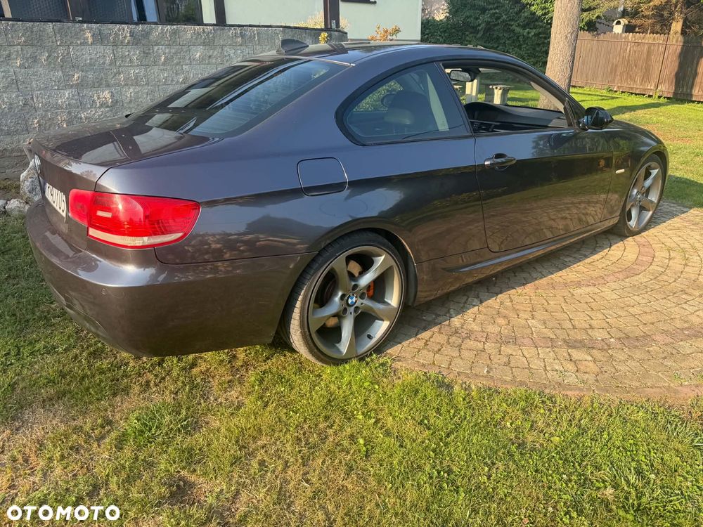 BMW Seria 3 330d - 4