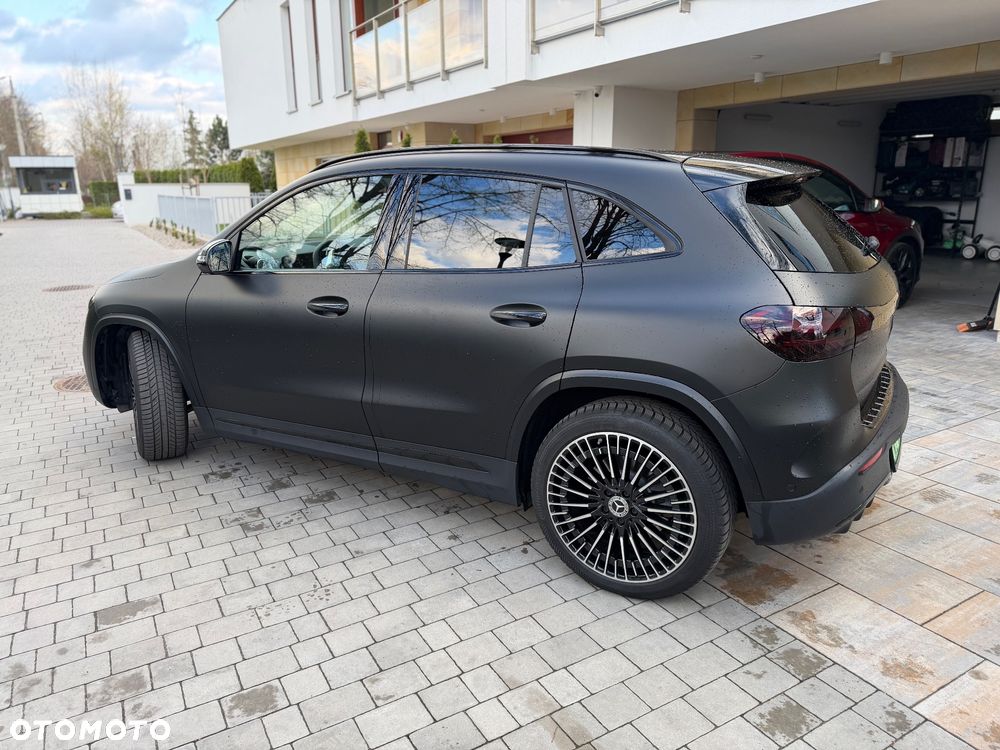 Mercedes-Benz EQA 300 66.5kWh 4-Matic AMG Line - 5