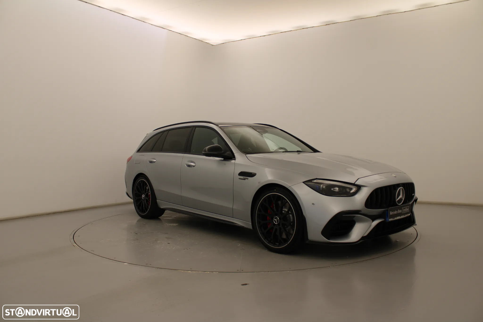Mercedes-Benz C 63 AMG S E Performance 4Matic - 2