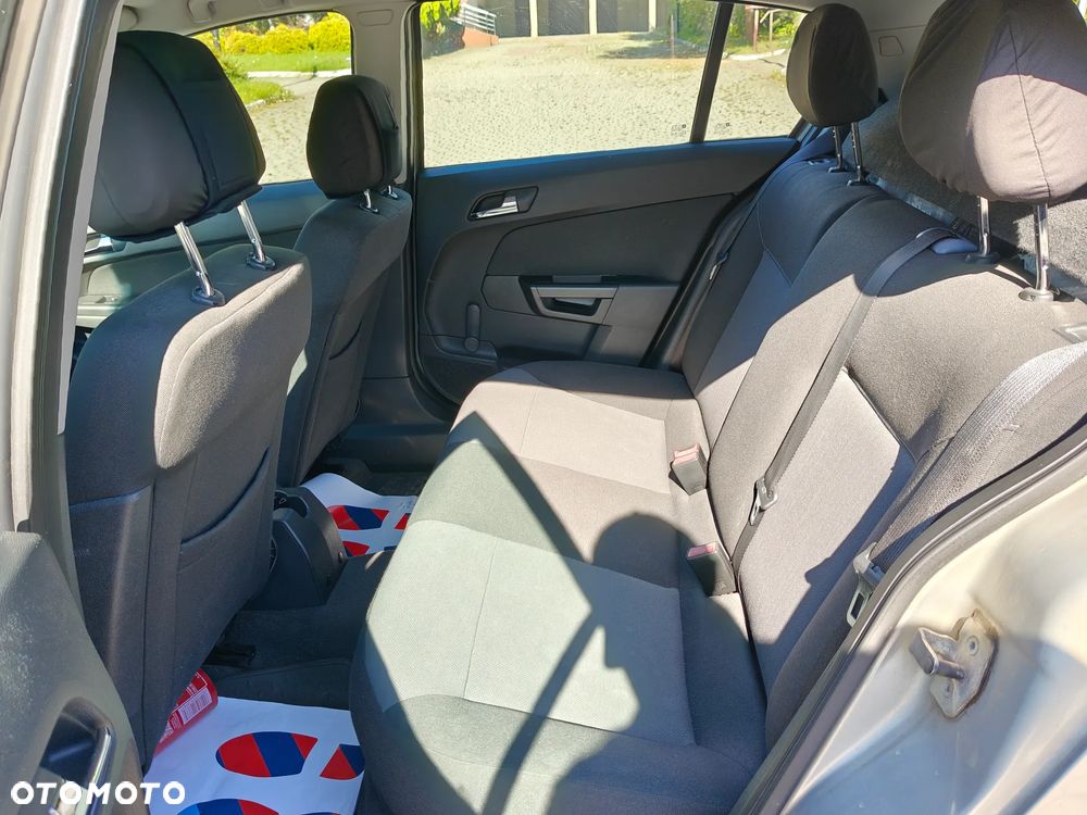 Opel Astra 1.7 CDTI Cosmo - 7