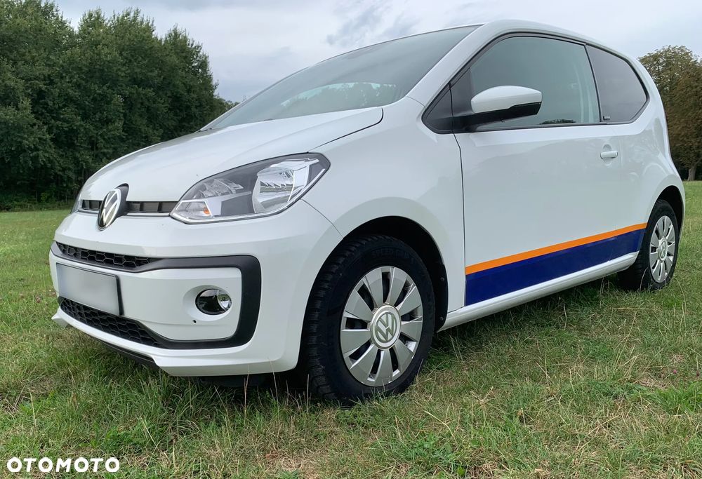 Volkswagen up! Active - 19