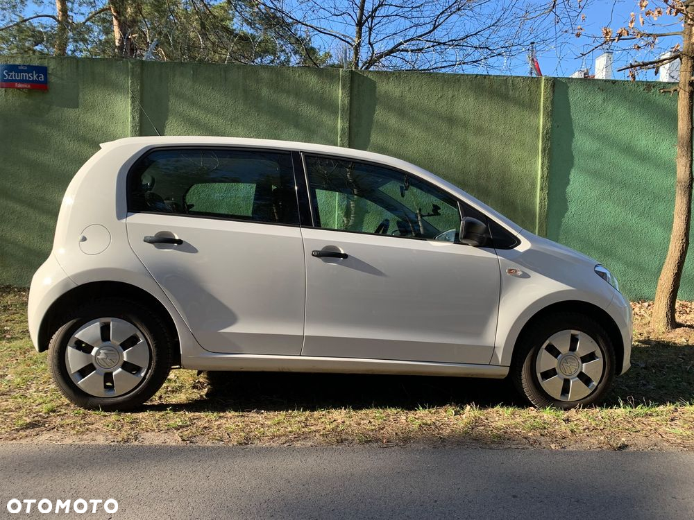 Volkswagen up! 1.0 take - 2