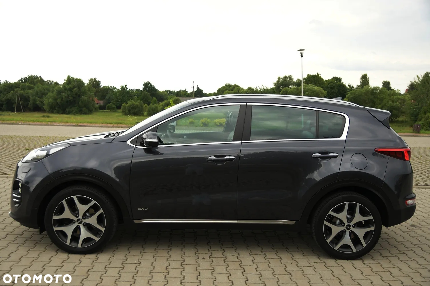 Kia Sportage 2,0 CRDI AWD GT Line - 9