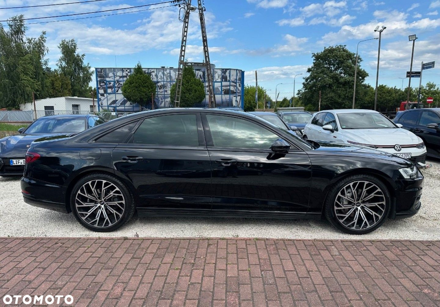 Audi A8 - 5