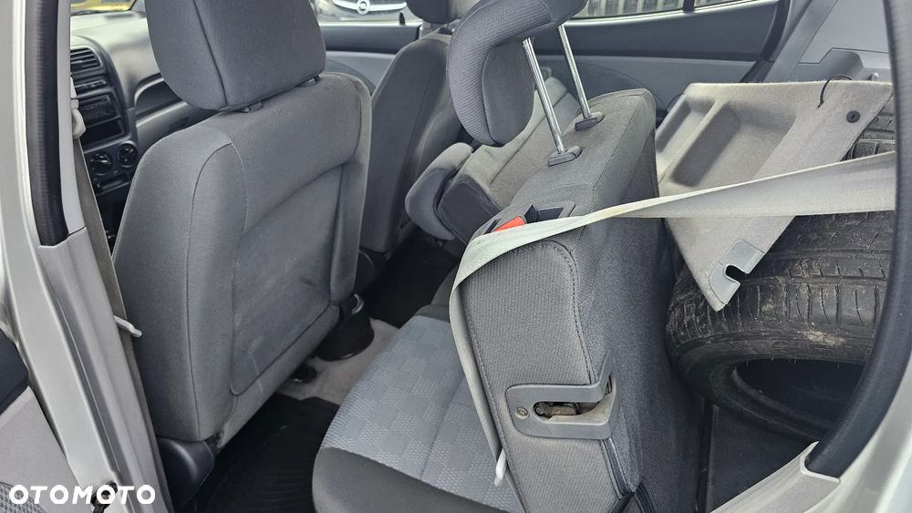 Kia Picanto 1.1 - 12