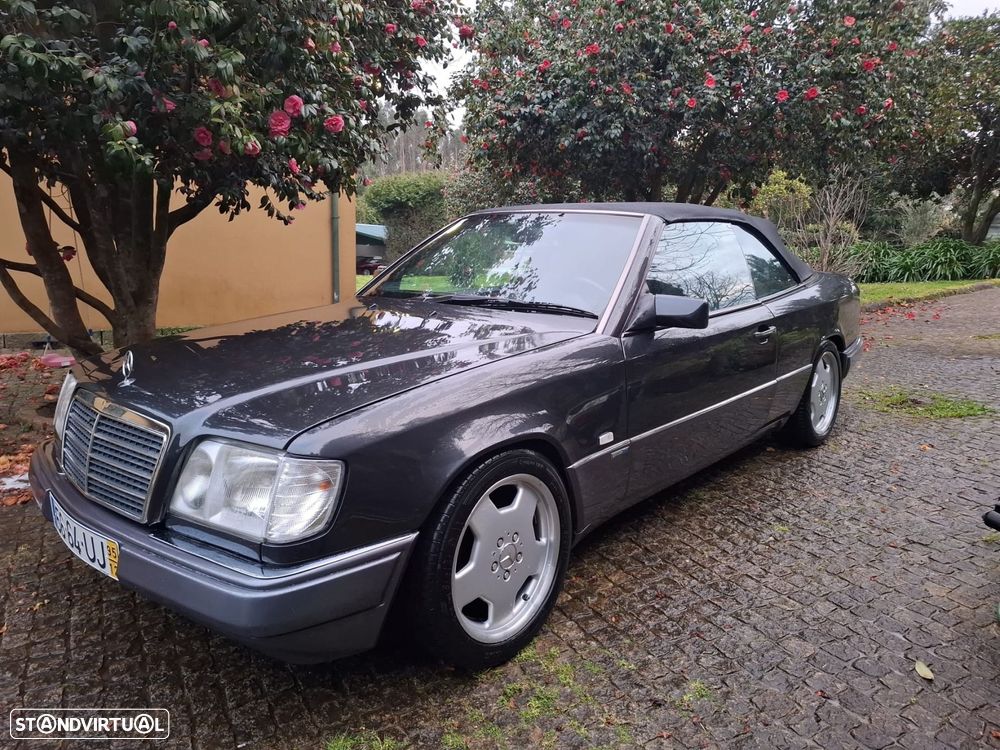 Mercedes-Benz E 200 - 2