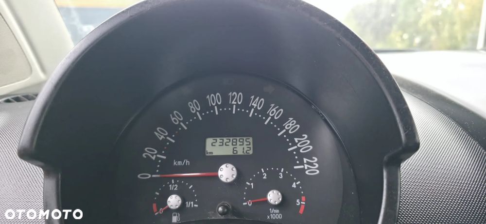 Volkswagen New Beetle 1.9 TDI - 14