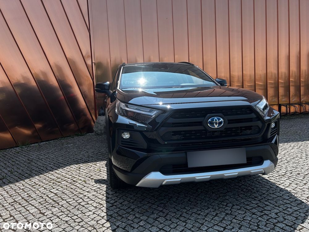 Toyota RAV4 - 6