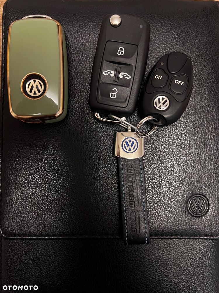 Volkswagen Multivan - 38