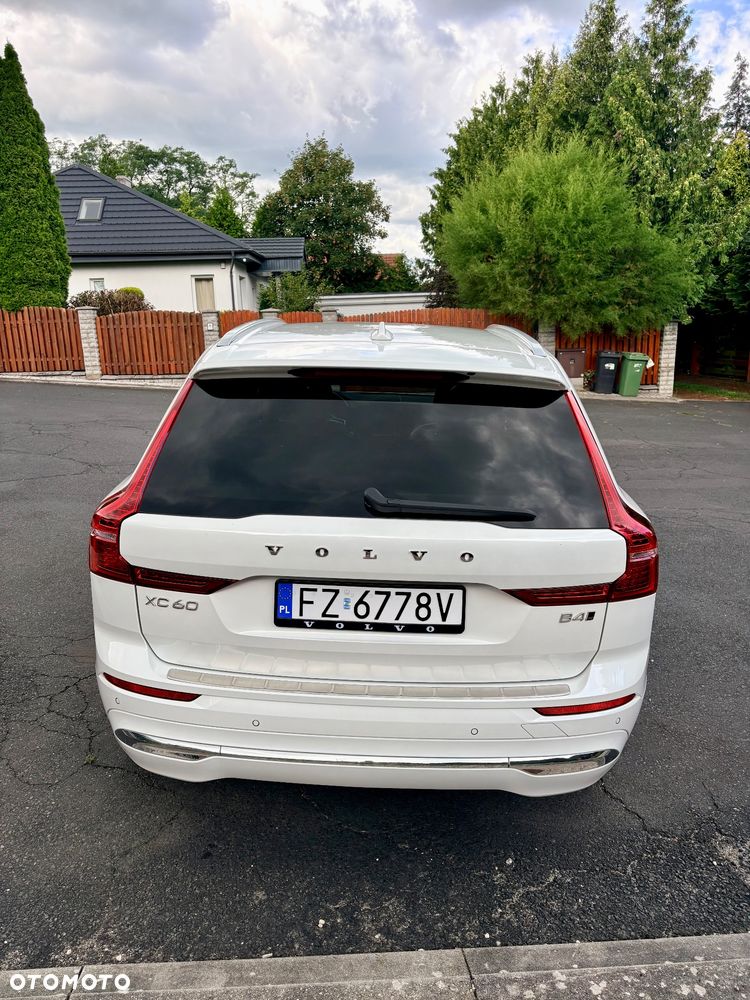 Volvo XC 60 B4 D AWD Plus Bright - 5