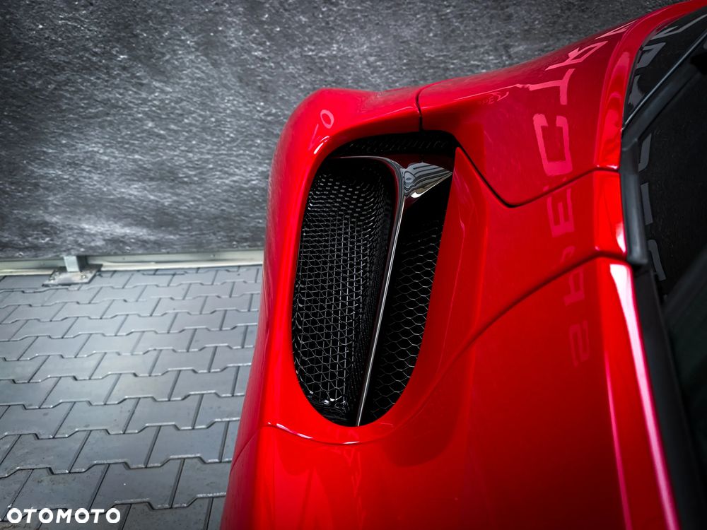 Ferrari SF90 Spider - 20