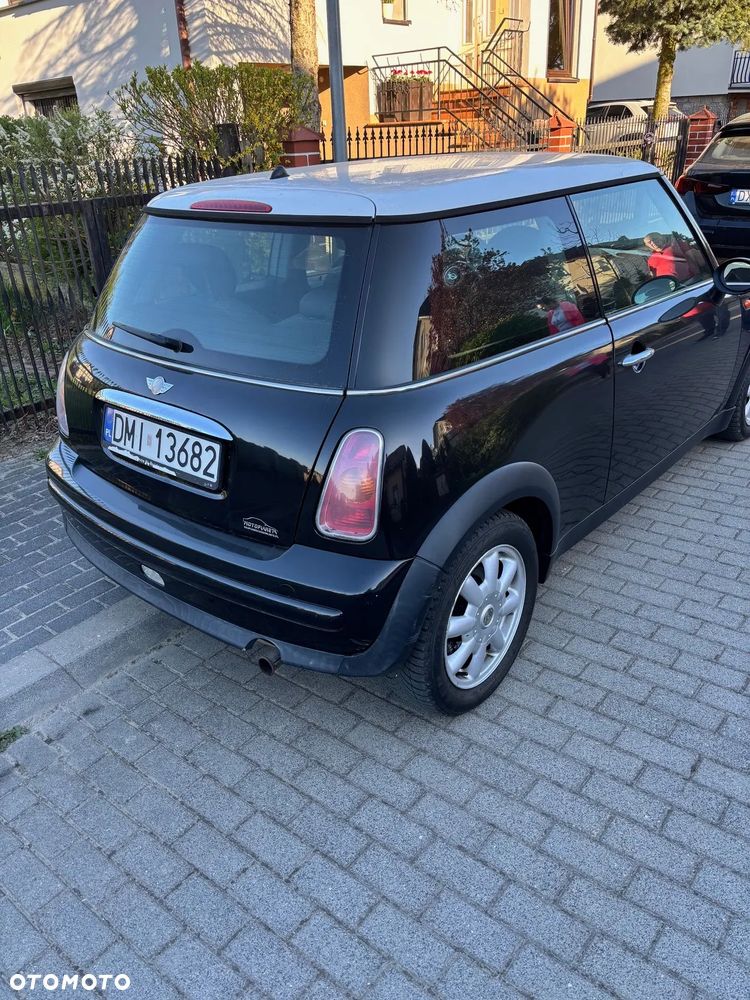 MINI Cooper Standard - 12
