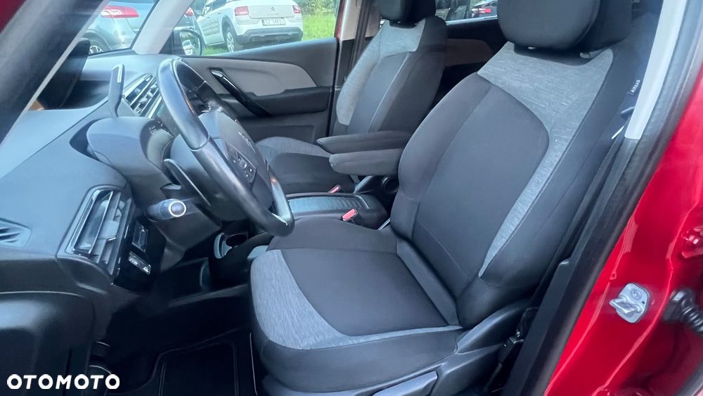 Citroën C4 Picasso PureTech 130 Stop&Start EAT6 SHINE - 23