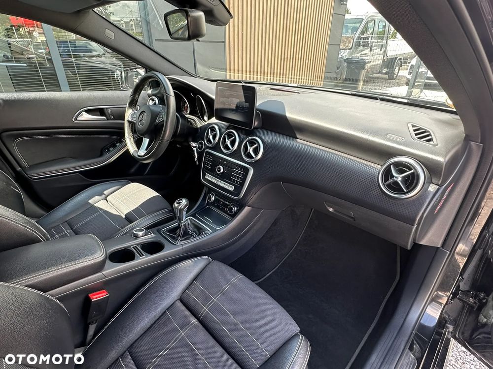 Mercedes-Benz Klasa A 180 (BlueEFFICIENCY) Style - 30