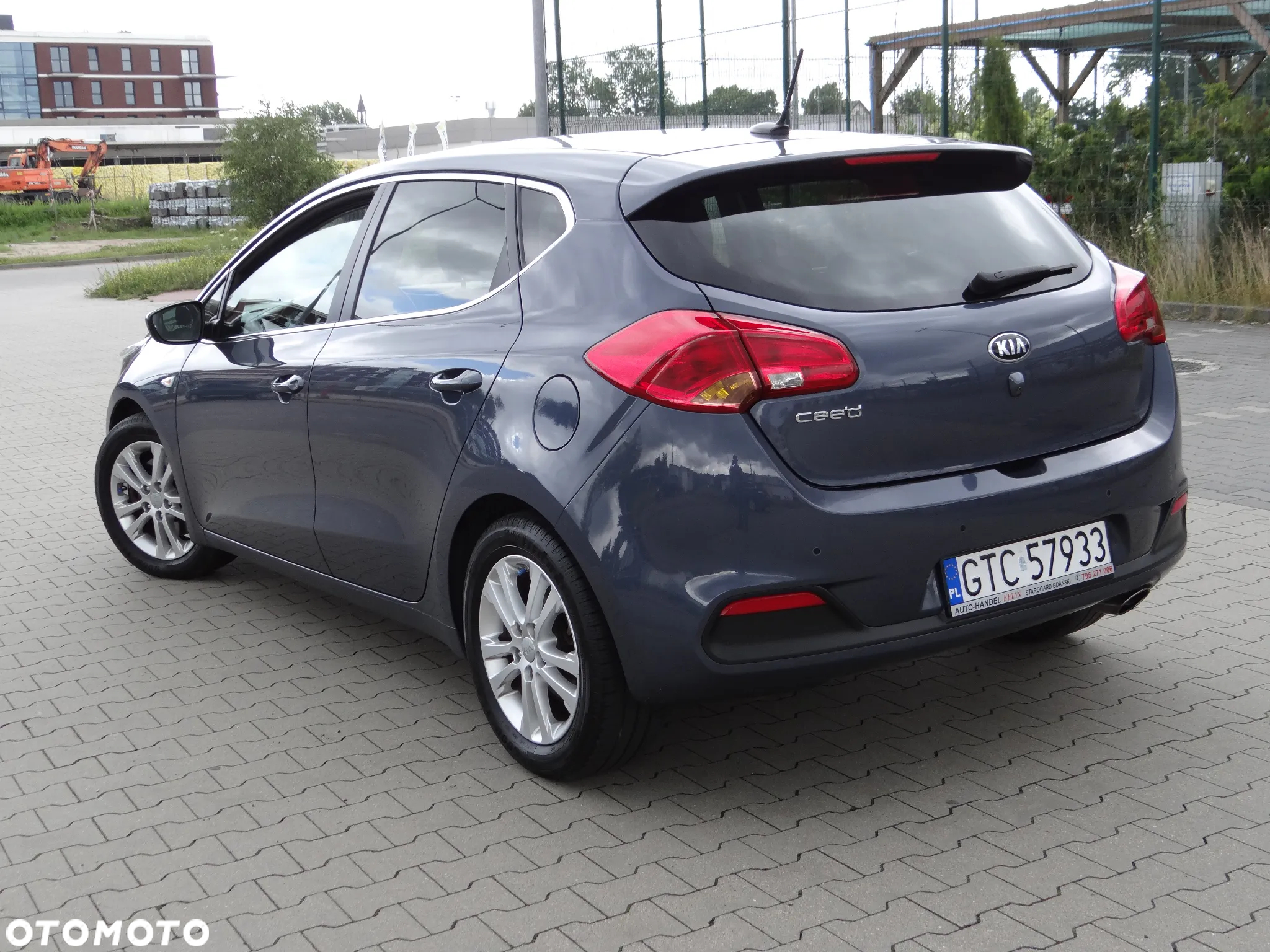 Kia Ceed - 5