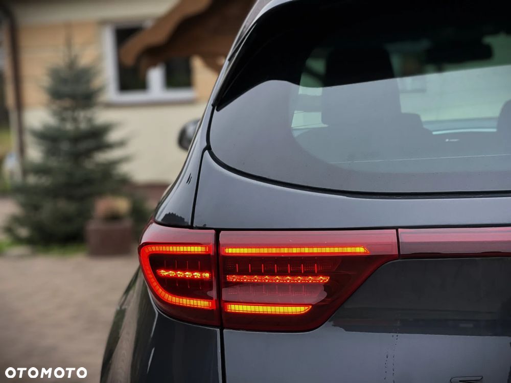 Kia Sportage 1.6 GDI Black Edition 2WD - 24