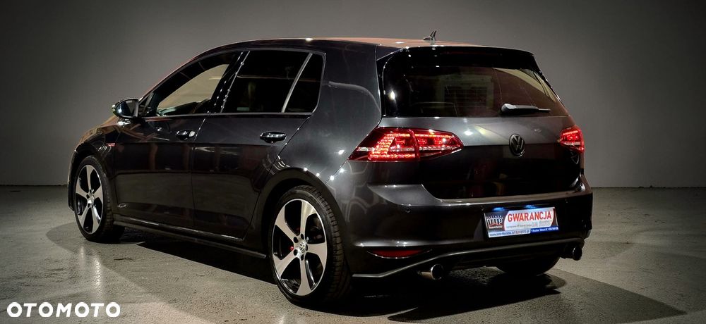 Volkswagen Golf GTI Performance BlueMotion Technology - 38