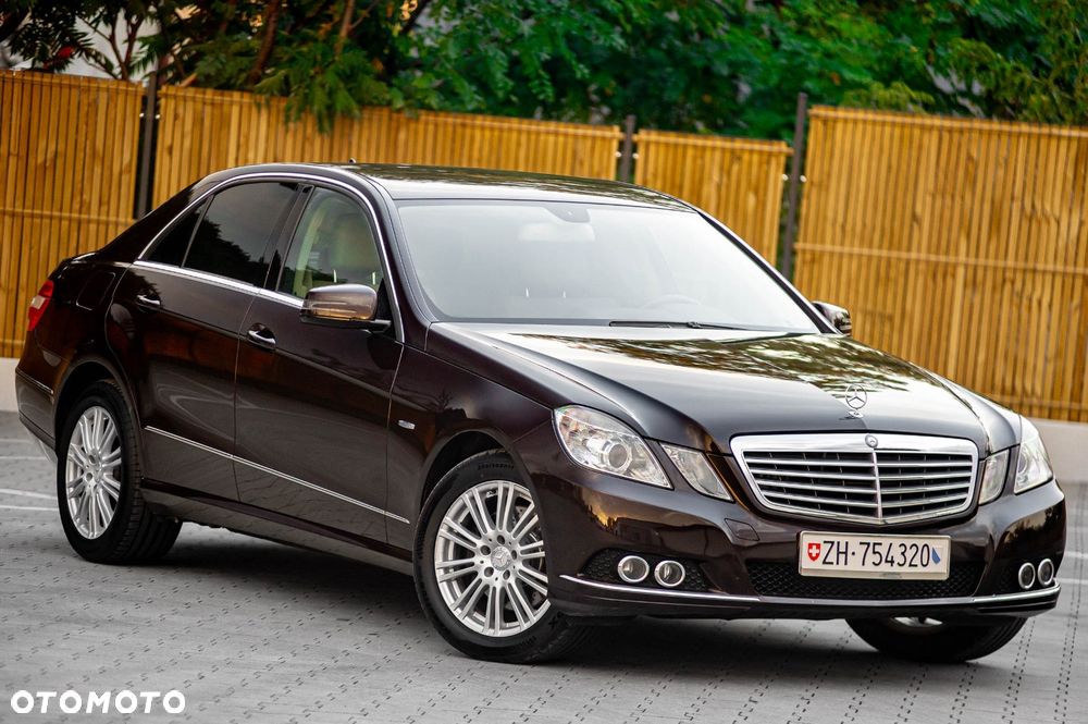 Mercedes-Benz Klasa E 350 CDI BlueEff Elegance - 2
