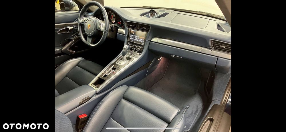 Porsche 911 Carrera 4S PDK - 20