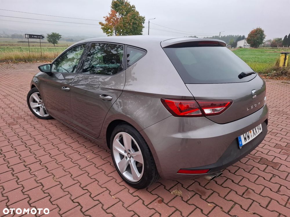Seat Leon 2.0 TDI DPF Ecomotive FR - 23