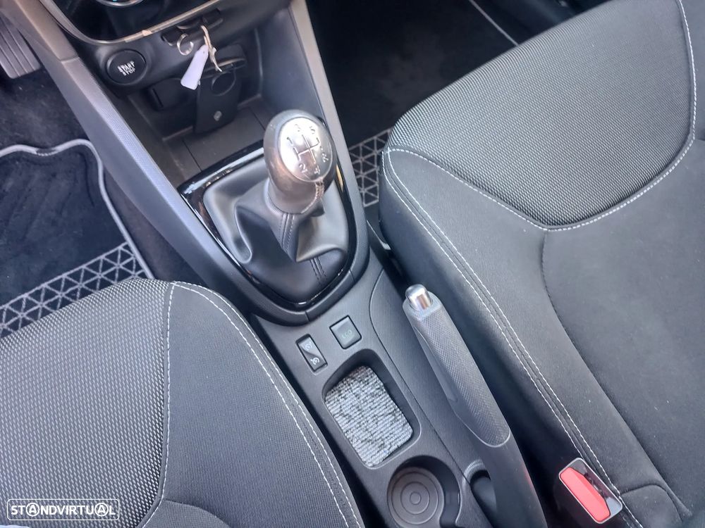 Renault Clio dCi 90 Dynamique - 17