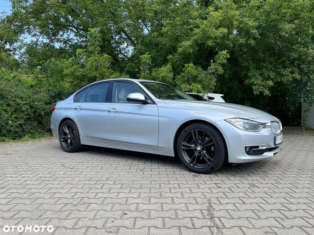 BMW Seria 3 328i Modern Line - 1