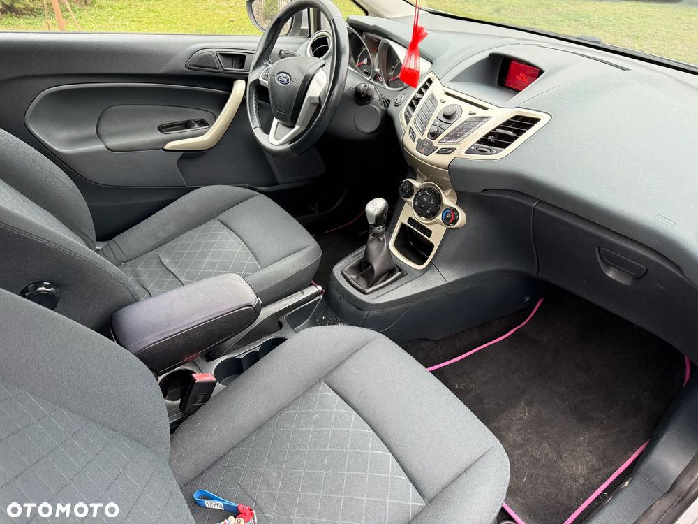 Ford Fiesta 1.25 Titanium - 14