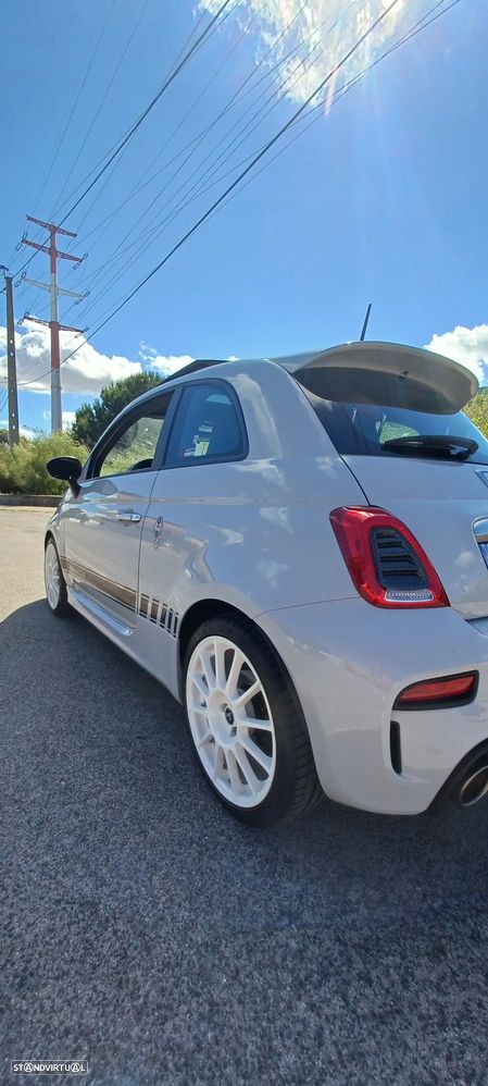 Abarth 500 1.4 T-Jet Competizione - 4