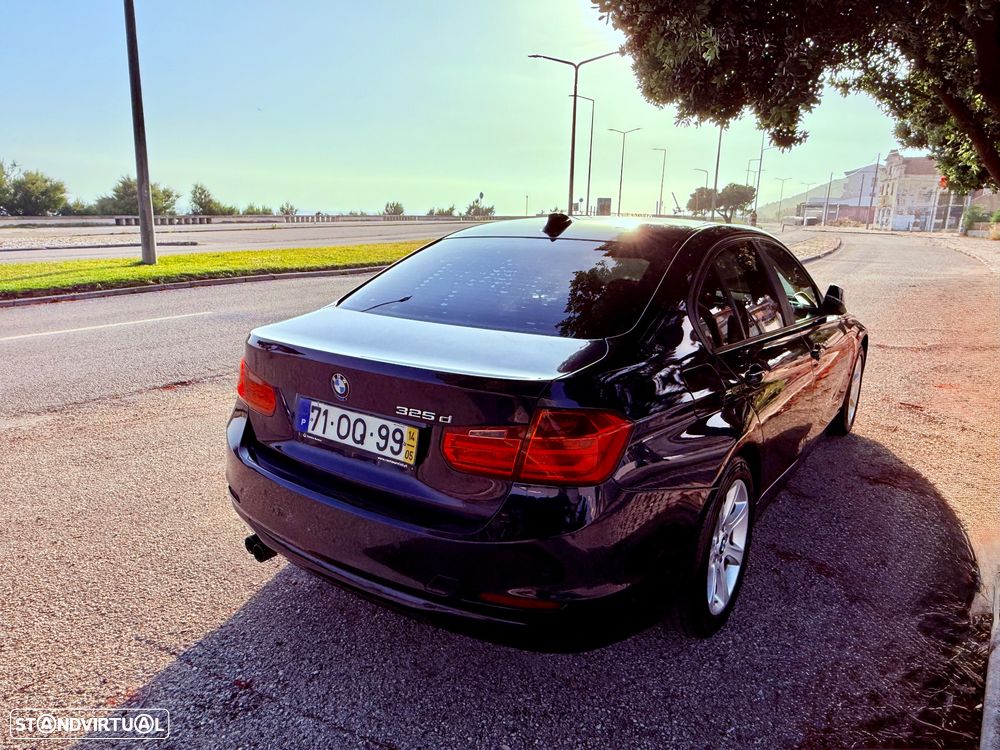 BMW 325 d Line Sport - 54