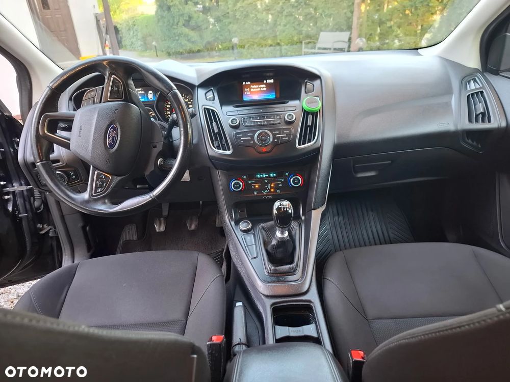 Ford Focus 1.5 EcoBoost Black Edition ASS - 5