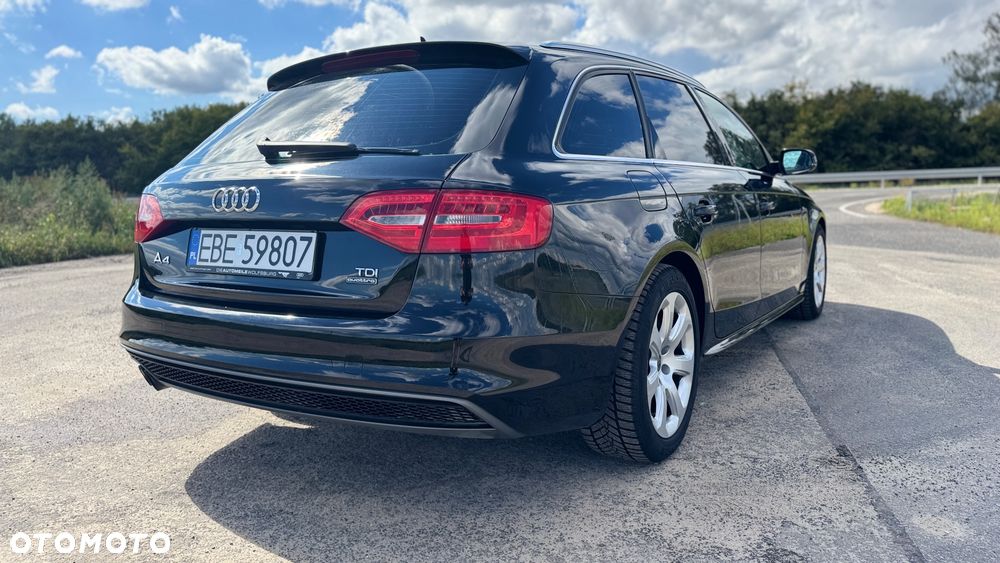 Audi A4 Avant 2.0 TDI DPF quattro S tronic S line Sportpaket - 3