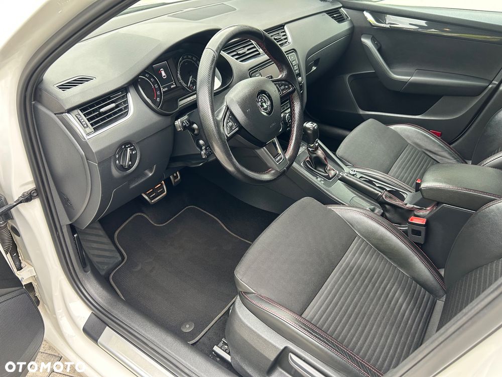 Skoda Octavia 2.0 TDI RS DSG EU6 - 23