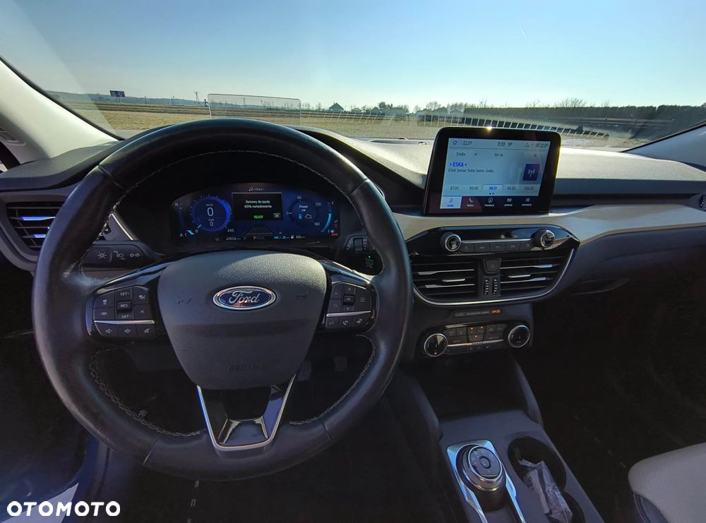 Ford Kuga - 13