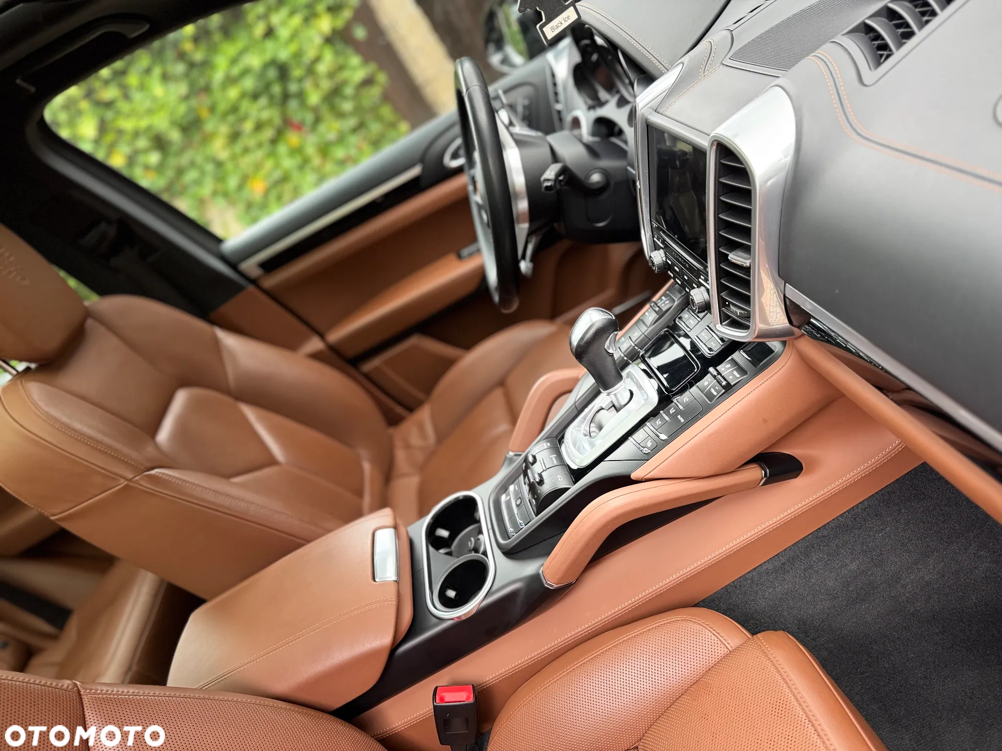 Porsche Cayenne Diesel Platinum Edition - 35