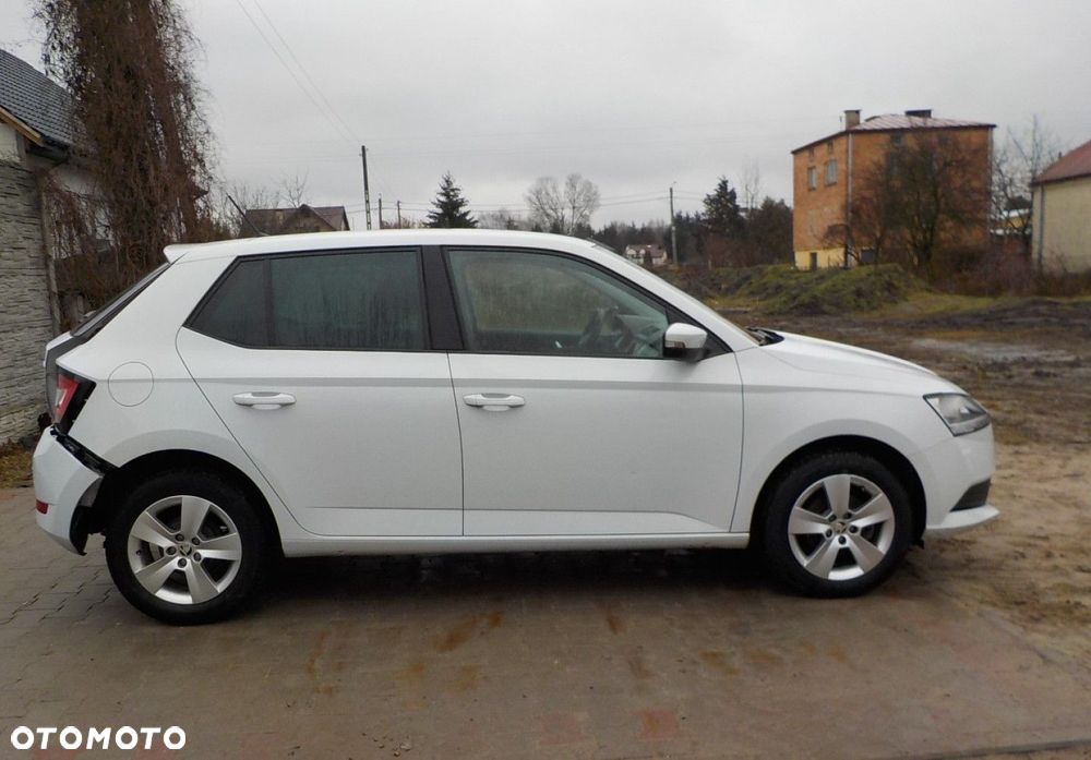 Skoda Fabia - 17