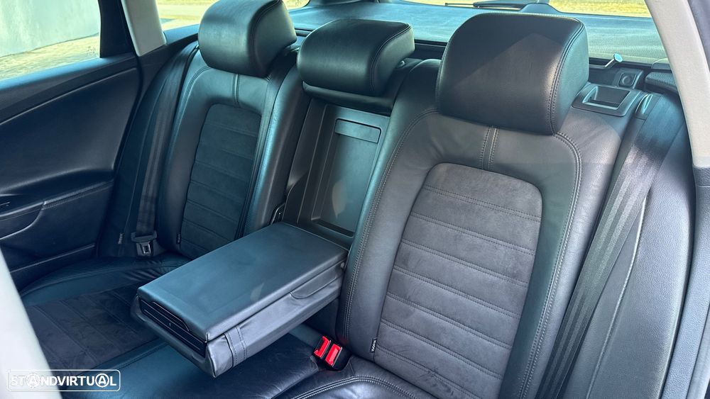 VW Passat Variant 2.0 TDI DPF DSG Sportline - 7