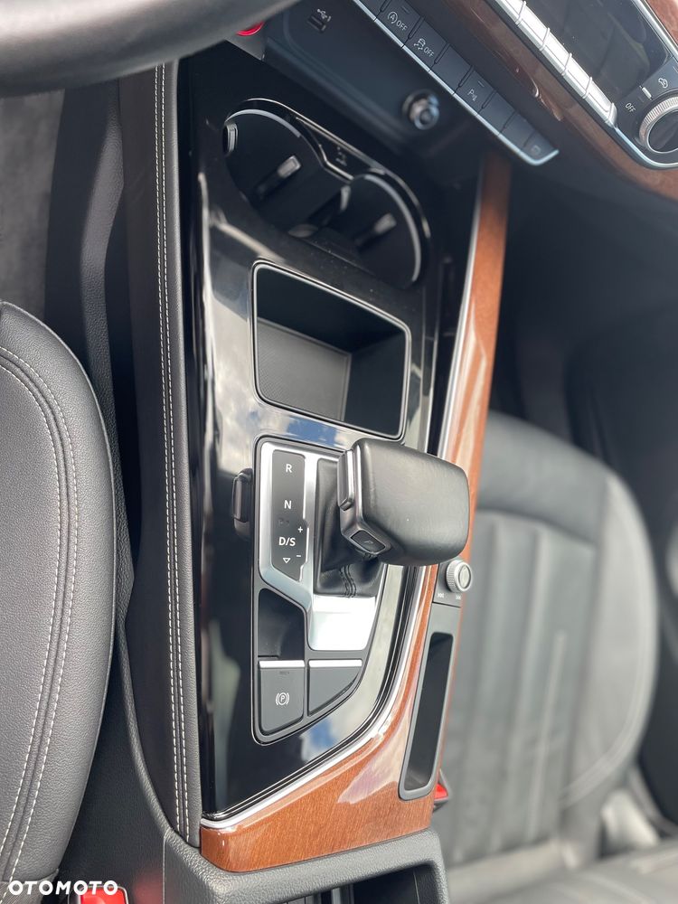 Audi A4 Limousine 40 TFSI S tronic design - 20