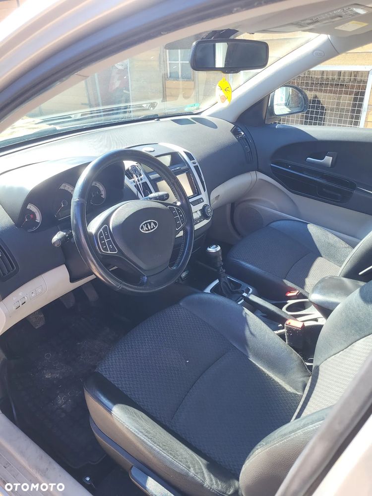 Kia Ceed 1.6 Crdi Comfort - 5