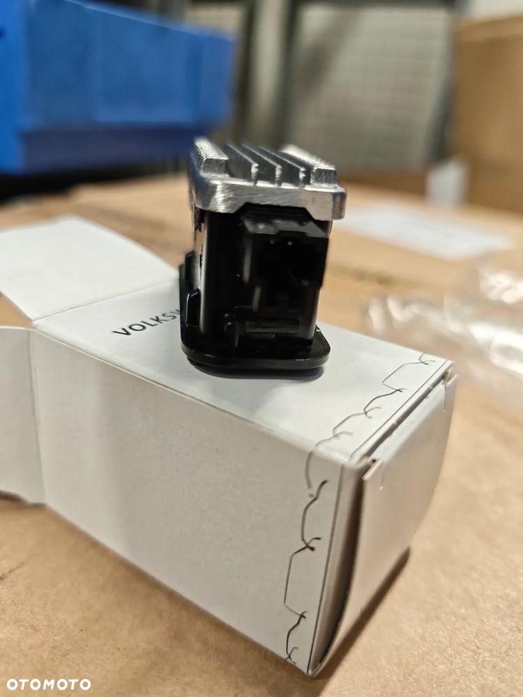 Zestaw diodowego oświetlenia przy wsiadaniu strona prawa - 1