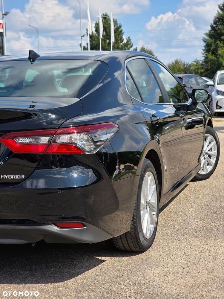 Toyota Camry 2.5 Hybrid Comfort CVT - 10