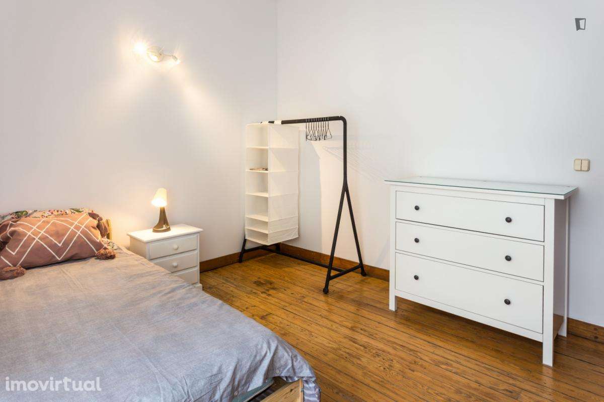 Quarto - localizado em Telheiras Lisbon - Grande imagem: 3/14