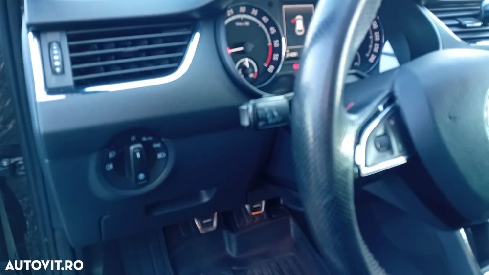 Skoda Octavia 2.0 TDI RS - 12