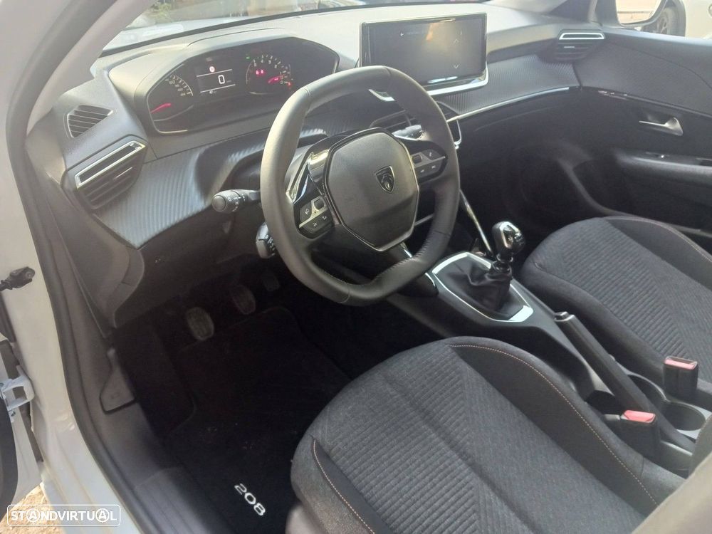 Peugeot 208 1.2 PureTech Style - 30