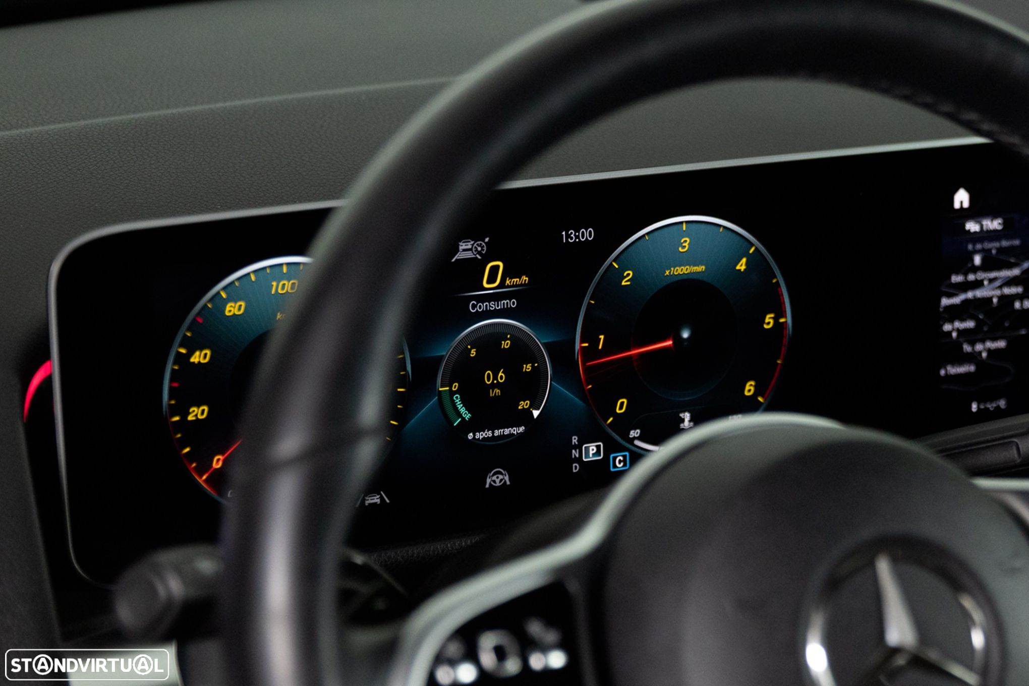 Mercedes-Benz GLB 200 d Progressive - 13