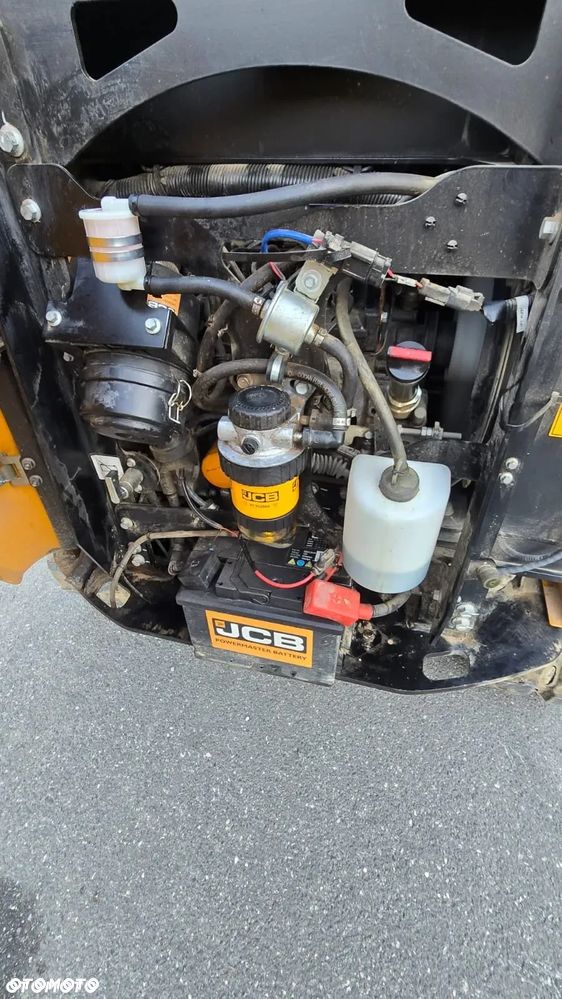 JCB 16 C1 - 4