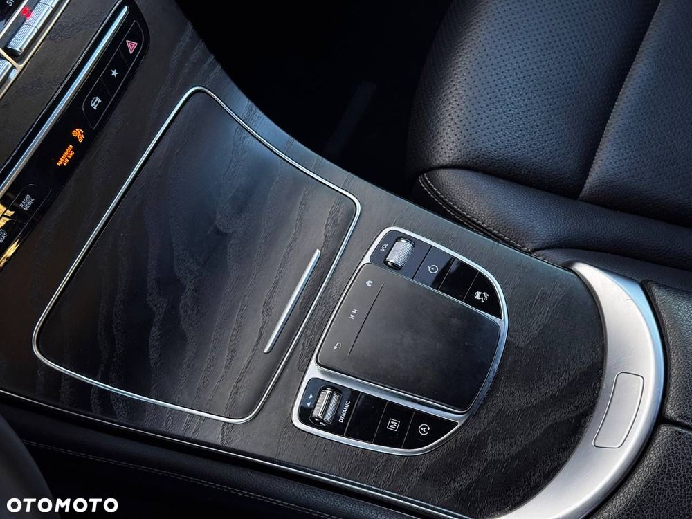 Mercedes-Benz GLC 300 4Matic 9G-TRONIC - 20