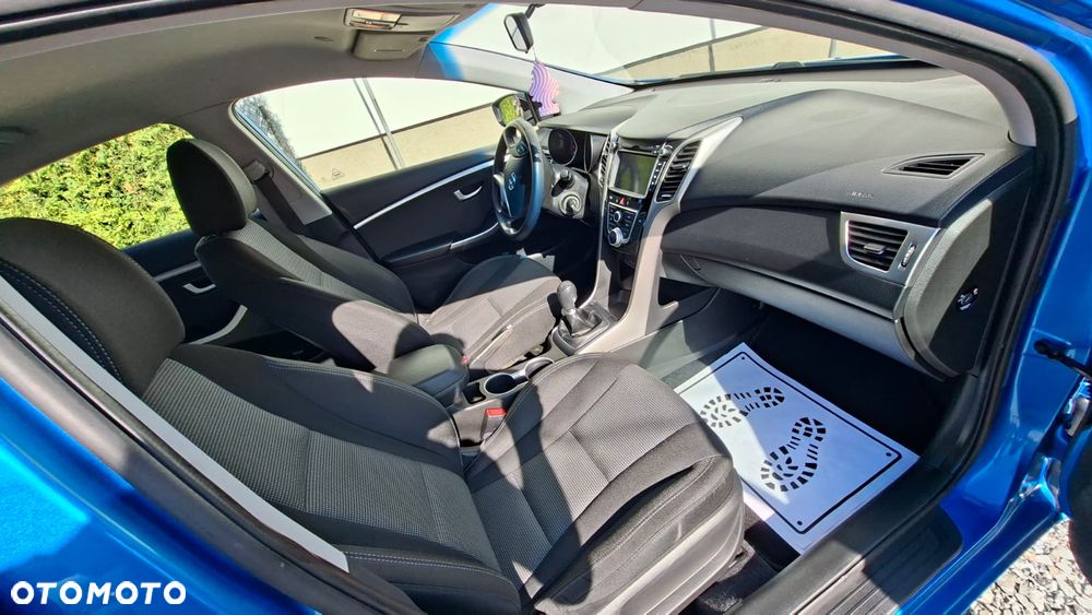 Hyundai i30 1.4 Premium - 11