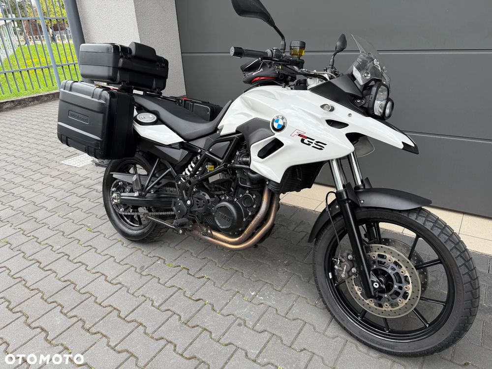 BMW F - 9