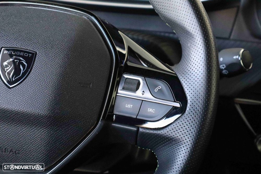 Peugeot e-2008 54 kWh GT - 18